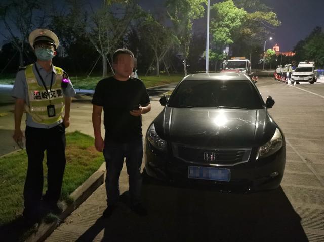 快讯-修建公司男向导酒驾被查，进了本身制作的拘留所：我负责计划制作，想不到本身要进去(2)