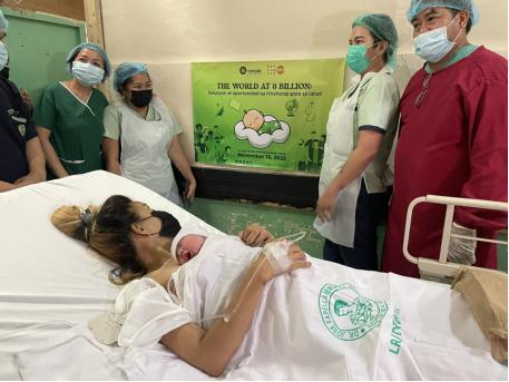 快讯-世界第 80 亿个公民诞生了！菲律宾女婴刻下人口里程碑(1)