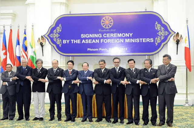 快讯-美国挑拨失败，中菲将重启南海油气开发谈判，马科斯对华作出承诺(4)