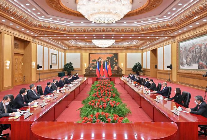 快讯-联播+｜开年首次会见外宾 习近平同菲律宾总统都谈了哪些话题？(2)