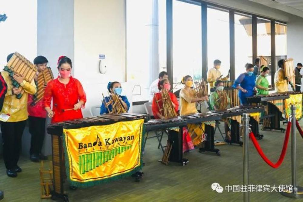 快讯-菲律宾旅游部举行隆重仪式欢迎中国游客(5)
