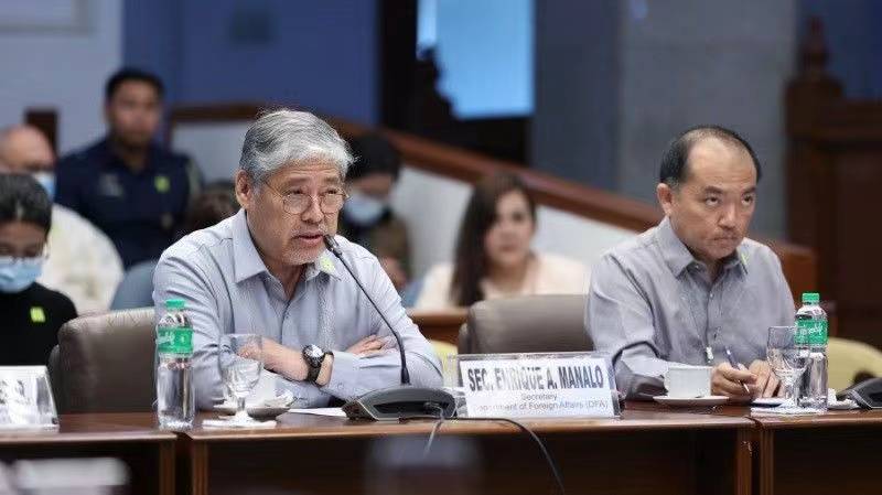 快讯-菲外长解释：不会允许美国在菲军事基地存放用于涉台海行动武器(1)