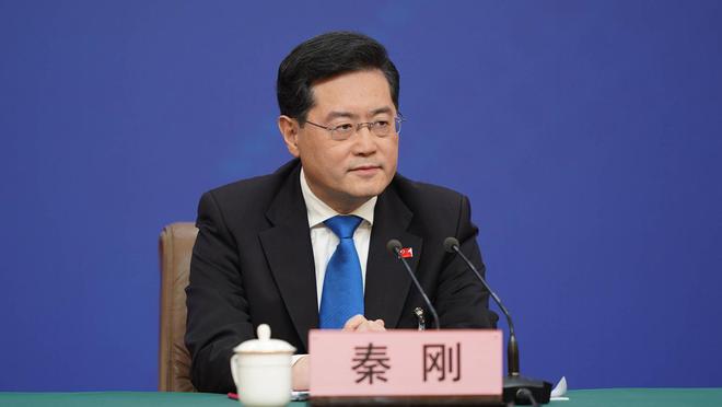 快讯-社评：中菲要合力拔出美国钉进的楔子(1)