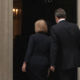 英国新宰衡特拉斯发表就职演讲，正式入主唐宁街10号
